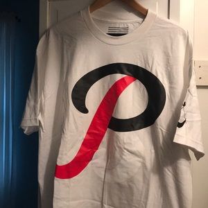 Men’s black scale T-shirt. XL NWOT